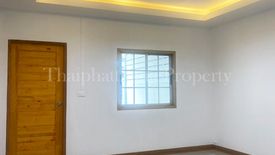 2 Bedroom Townhouse for sale in Tha Raeng, Bangkok