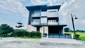 6 Bedroom House for sale in Almanza Dos, Metro Manila