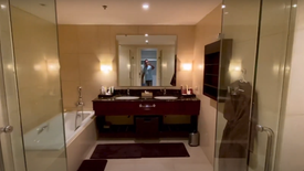 1 Bedroom Condo for sale in Urdaneta, Metro Manila near MRT-3 Ayala