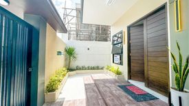 4 Bedroom House for sale in Talon Dos, Metro Manila