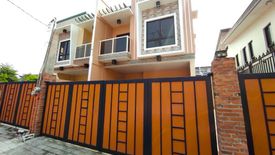 5 Bedroom House for sale in Talon Dos, Metro Manila