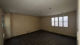 Commercial for rent in Santa Cruz, Metro Manila near LRT-1 R. Papa