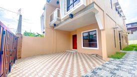 4 Bedroom House for sale in Talon Dos, Metro Manila