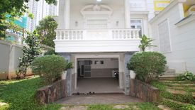 Cho thuê villa 4 phòng ngủ tại Thảo Điền, Quận 2, Hồ Chí Minh