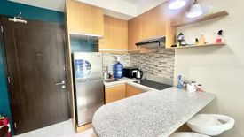 1 Bedroom Condo for sale in Belton Place Condo, Bangkal, Metro Manila near MRT-3 Magallanes