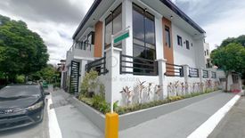 5 Bedroom House for sale in Moonwalk, Metro Manila