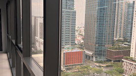 Commercial for sale in BGC, Metro Manila