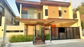 4 Bedroom House for sale in Talon Dos, Metro Manila