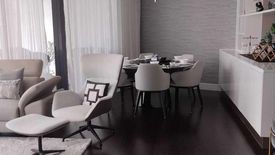 2 Bedroom Condo for sale in Garden Towers, San Lorenzo, Metro Manila near MRT-3 Ayala