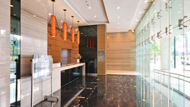 Commercial for sale in BGC, Metro Manila