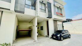 3 Bedroom Townhouse for sale in Bahay Toro, Metro Manila near LRT-1 Roosevelt