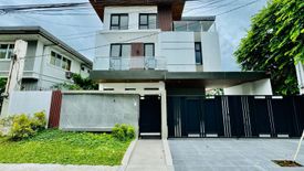 5 Bedroom House for sale in Batasan Hills, Metro Manila