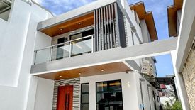 5 Bedroom House for sale in Talon Dos, Metro Manila