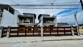 5 Bedroom House for sale in Talon Dos, Metro Manila