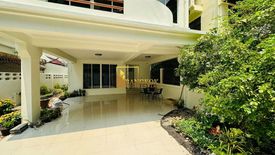 4 Bedroom Townhouse for rent in Khlong Tan Nuea, Bangkok near MRT Sukhumvit