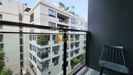 1 Bedroom Serviced Apartment for rent in Khlong Tan Nuea, Bangkok near BTS Phrom Phong