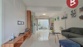 3 Bedroom Townhouse for sale in Ban Krot, Phra Nakhon Si Ayutthaya