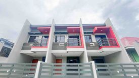 4 Bedroom Townhouse for sale in Manuyo Dos, Metro Manila