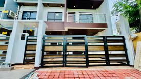 4 Bedroom Townhouse for sale in BF Resort Village, Talon Dos, Metro Manila