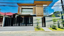 5 Bedroom House for sale in BF Resort Village, Talon Dos, Metro Manila