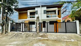 4 Bedroom Townhouse for sale in BF Resort Village, Talon Dos, Metro Manila