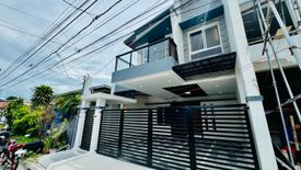 4 Bedroom Townhouse for sale in BF Resort Village, Talon Dos, Metro Manila