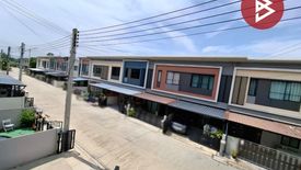 3 Bedroom Townhouse for sale in Suan Luang, Samut Sakhon