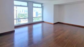 3 Bedroom Condo for sale in Two Roxas Triangle, Urdaneta, Metro Manila near MRT-3 Buendia