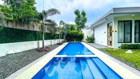 4 Bedroom House for sale in Talon Dos, Metro Manila