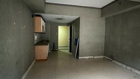 Condo for sale in Pasadeña, Metro Manila near LRT-2 J. Ruiz