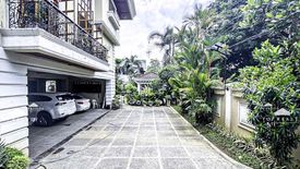 6 Bedroom House for sale in LOYOLA GRAND VILLAS, Ramon Magsaysay, Metro Manila near LRT-1 Roosevelt