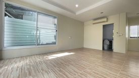 4 Bedroom House for Sale or Rent in Don Mueang, Bangkok