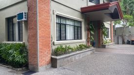 6 Bedroom House for sale in San Lorenzo, Metro Manila near MRT-3 Ayala