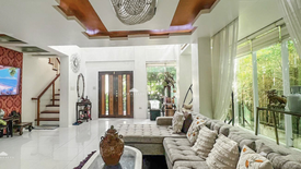 8 Bedroom House for sale in Batasan Hills, Metro Manila