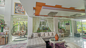 8 Bedroom House for sale in Batasan Hills, Metro Manila