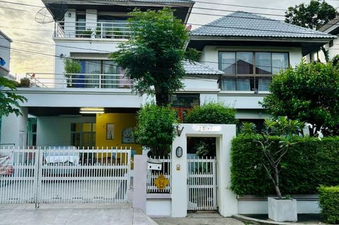 5 Bedroom House for sale in Tararom Huamak, Phlapphla, Bangkok near MRT Ramkhamhaeng