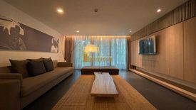 2 Bedroom Serviced Apartment for rent in Khlong Tan Nuea, Bangkok near BTS Ekkamai