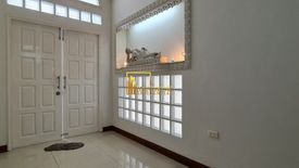 6 Bedroom House for rent in Khlong Tan Nuea, Bangkok near BTS Phrom Phong