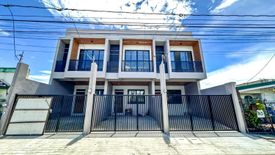 4 Bedroom Townhouse for sale in Talon Singko, Metro Manila