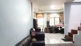 2 Bedroom Townhouse for sale in Tha Raeng, Bangkok