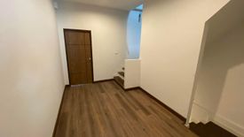 3 Bedroom Townhouse for rent in Bang Na, Bangkok near BTS Udom Suk