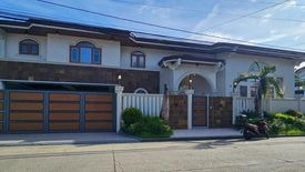 9 Bedroom House for sale in Merville, Metro Manila