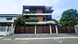 8 Bedroom House for sale in Merville, Metro Manila