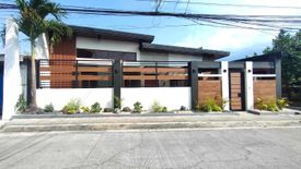 5 Bedroom House for sale in Talon Singko, Metro Manila