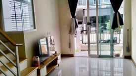 3 Bedroom House for sale in Dokmai, Bangkok