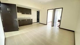 2 Bedroom Condo for sale in Urdaneta, Metro Manila near MRT-3 Ayala