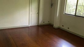 Office for rent in Greenhills, Metro Manila near MRT-3 Santolan