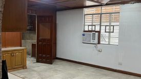 5 Bedroom House for rent in Magallanes, Metro Manila near MRT-3 Magallanes