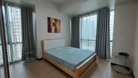 1 Bedroom Condo for rent in 8 Forbestown Centre, Taguig, Metro Manila