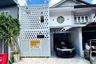 3 Bedroom Townhouse for sale in Bang Khu Rat, Nonthaburi